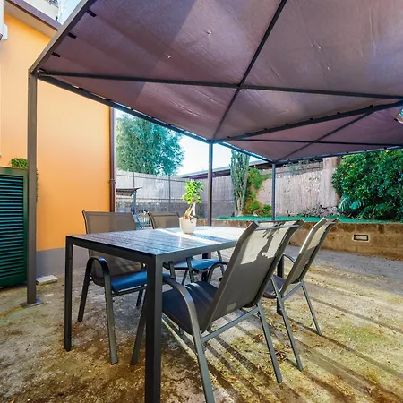 Il Patio House بيت للعطل *